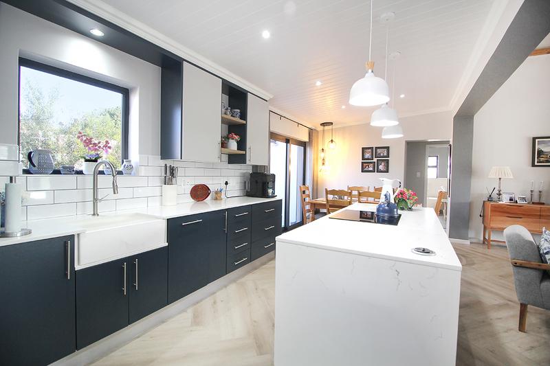 3 Bedroom Property for Sale in Reebok Western Cape